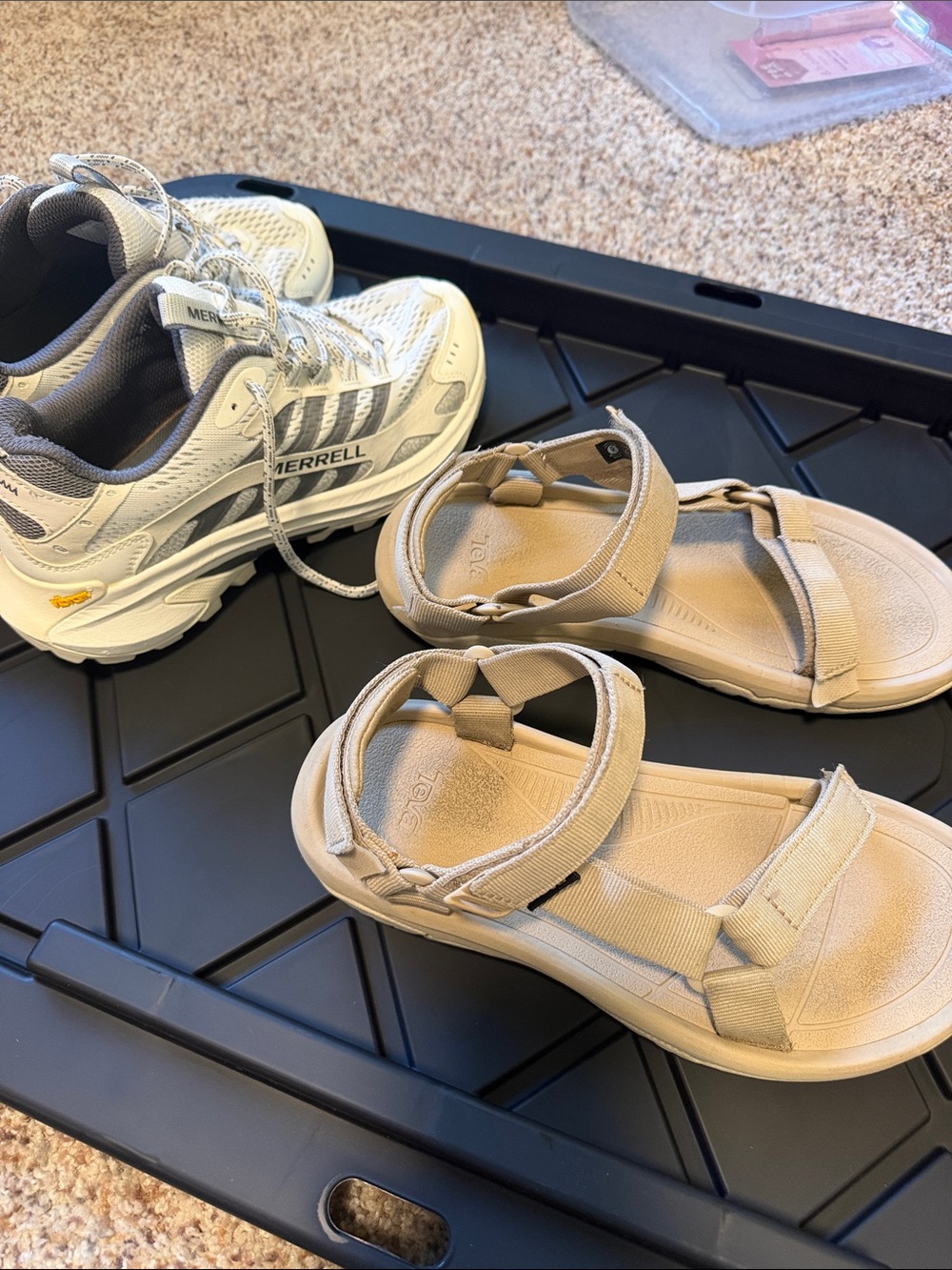 Teva Women's Hurricane XL2- Beige/Tan Sport Sandals - Picture 10 of 11
